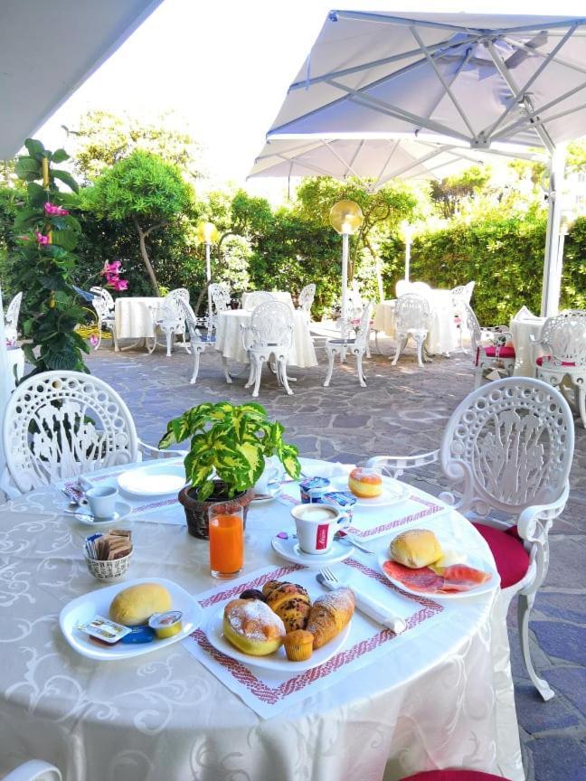 Golf & Beach Hotel Milano Marittima Exteriör bild