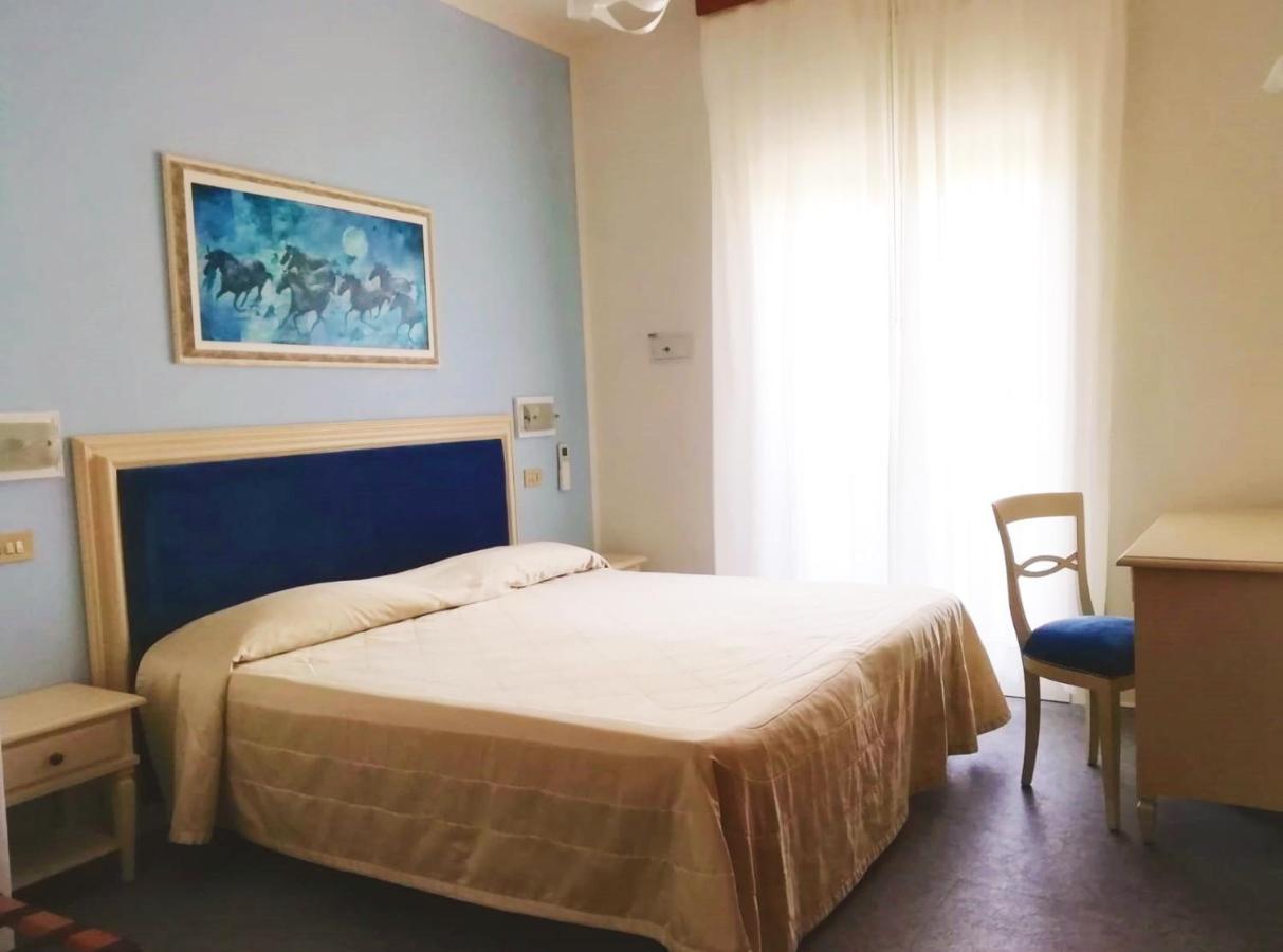 Golf & Beach Hotel Milano Marittima Exteriör bild
